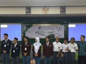 LKTI Environation Perebutkan Piala Walikota