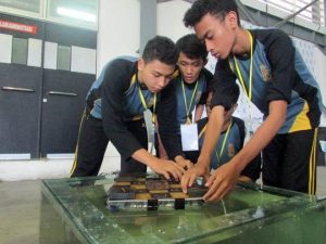 Kestabilan Bangunan Apung Jadi Tantangan Peserta FSC