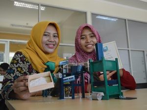 Mahasiswa ITS Raih Penghargaan Tertiary Level Di Singapura