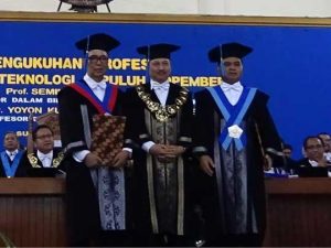 ITS Kukuhkan Profesor dari Dua Generasi