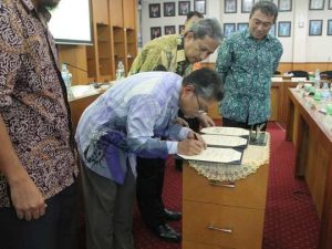 Gencarkan Semangat Maritim, ITS-UMT Teken MoU