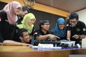 Mobil Surya ITS Siap Berlaga di Australia