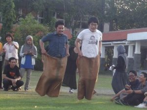Main Gamelan Hingga Estafet Belut