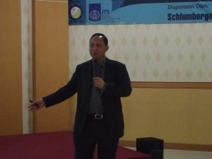 Kuliah Perdana, Mengajar maba menjadi Event Organizer