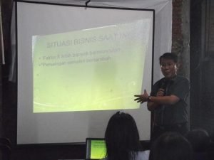 Training Pemasaran Bantu Branding Kampung Tempe