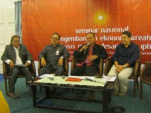 Kupas Industri Kreatif Jatim Lewat Seminar