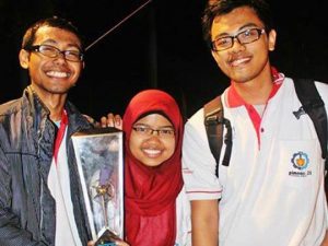 Rancang Kota Apung, Sabet Dua Emas