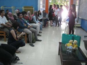 Garuda Indonesia Ajarkan Trik Blogger Handal