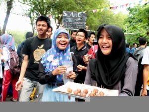 Belajar Entrepreneur Dalam Semarak KWU Fair 2013