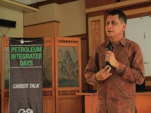 Kenalkan Dunia Kerja Perminyakan melalui Career Talk