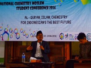 Seimbangkan Antara Ilmu dan Agama