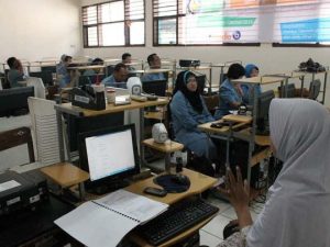 Dosen ITS Ajari Guru SMK Manfaatkan IT