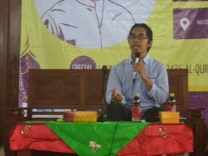 Berbagi Tips Sukses Ala Ahmad Fuadi