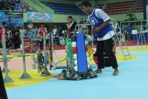 RINE, Robot dengan Strategi Terbaik