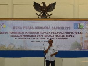 ITS Golfer Gelar Buka Bersama Pegawai ITS