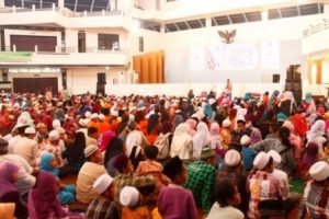 IKA ITS Santuni Ribuan Anak Yatim