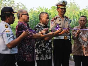 ITS, Dishub, Berangkatkan 10 Bus Mudik Bareng Gratis