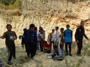 Muqim 1 Nyantri di Pesantren