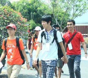 Peserta CommTECH Mengagumi Kota Surabaya