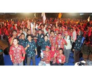 UGM Boyong Trofi Juara Umum Pimnas ke-27