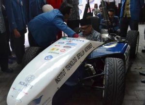 Mobil Sapuangin ITS Siap Berlaga di Jepang