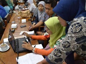 Manfaatkan Internet untuk Kemajuan Perpustakaan