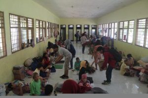 Bakti Sosial ITS untuk Penghuni Liponsos