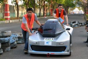 Lima Tim ITS Racing di Hari Kedua IEMC