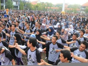 Gugur Gunung 7.0 Kampanyekan Safety Riding