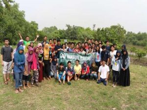 Hilangkan Stigma Negatif Lewat Planting Mangrove