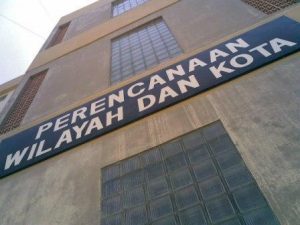 Berikan Kenyamanan, PWK ITS Dirikan Taman