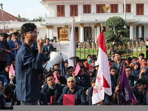 Ini Rapor Merah Jokowi-JK Versi Mahasiswa