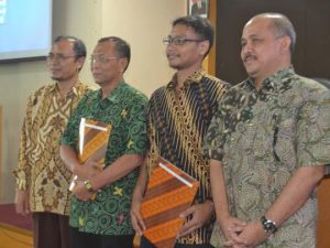 63 Dosen ITS Sukses Tersertifikasi