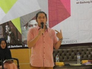 Creative Writing Talkshow, Bekali Dasar Menulis