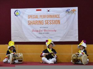 Ini Alasan Puluhan Mahasiswa Korea Sambangi ITS