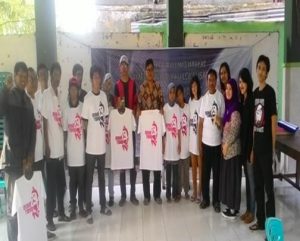 ITS Latih Warga Dolly Bikin Sablon