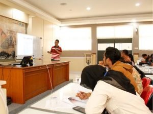 ITS Kupas Habis Petrophysics Lewat Training