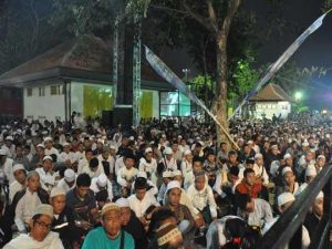 Sisi Lain Dari Konser ITS Bersholawat