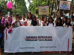 Peringati Hantaru, HMPL Gelar Aksi Di Taman Bungkul