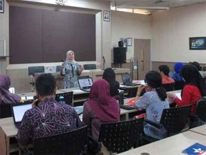 Education USA Gelar Mentorship di ITS