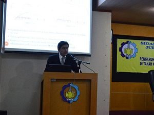Teliti Pondasi Tiang, Daniel Raih Gelar Doktor