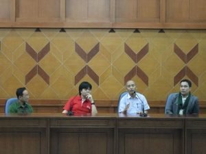Perdana, IO ITS Gelar Lets Talk