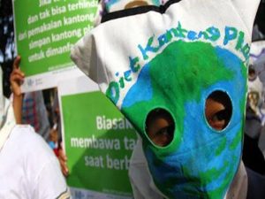 Indonesia Berbenah Dari Sampah Plastik, Benarkah?