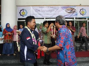 Pulang ke Indonesia, Tim ITS Disambut Meriah