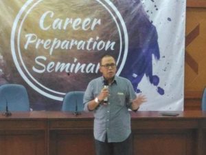 Hadapi Dunia Kerja dengan Tips Berikut