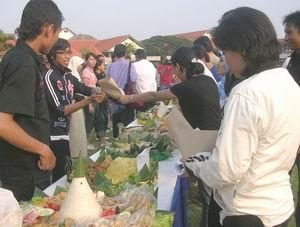 Grobyok Tumpeng Semarakkan Pesta Rakyat