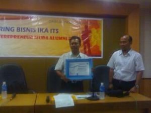 Belajar Merubah Rongsokan Menjadi Emas