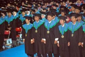 Beri Motivasi, IKA ITS Hadir di Gladi Resik Wisuda