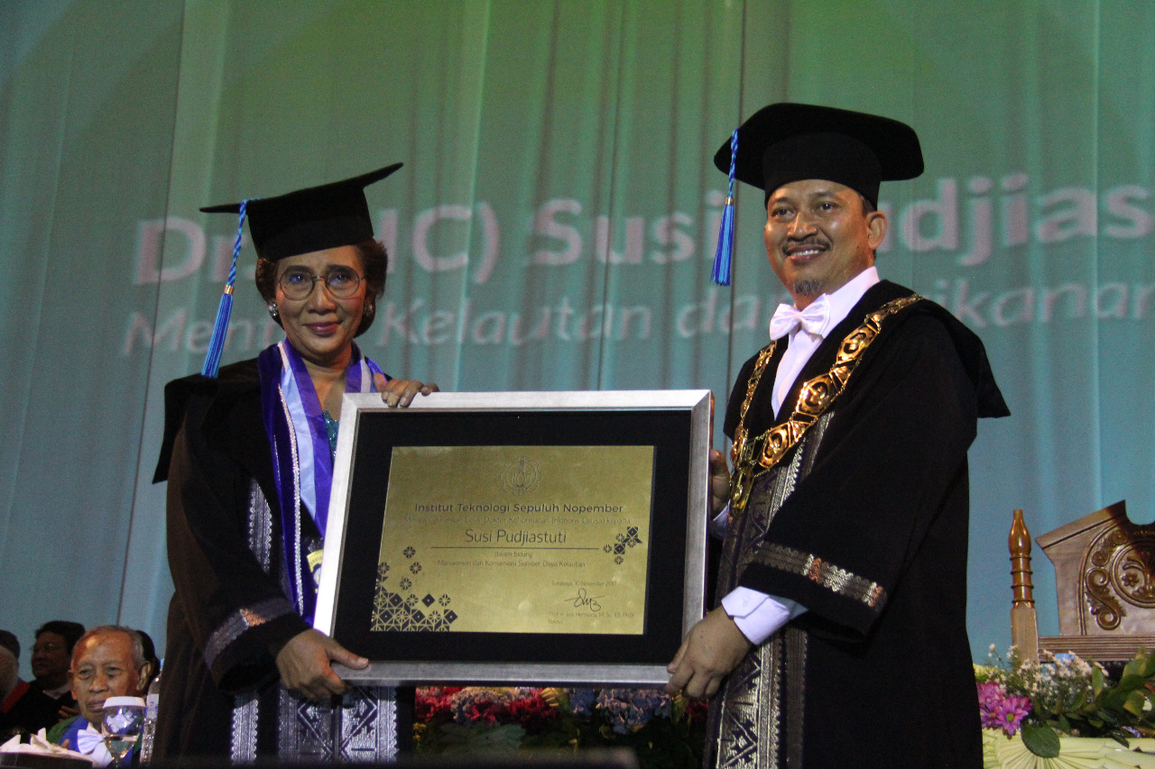 Ayollarning orgazmlarini tomosha qiling