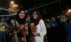 Bantu Petani Buah Lokal, Biologi ITS Bagikan Durian Gratis
